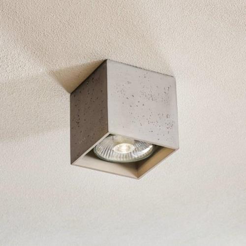 Ara loftslampe som en betonkube 14 cm x 14 cm