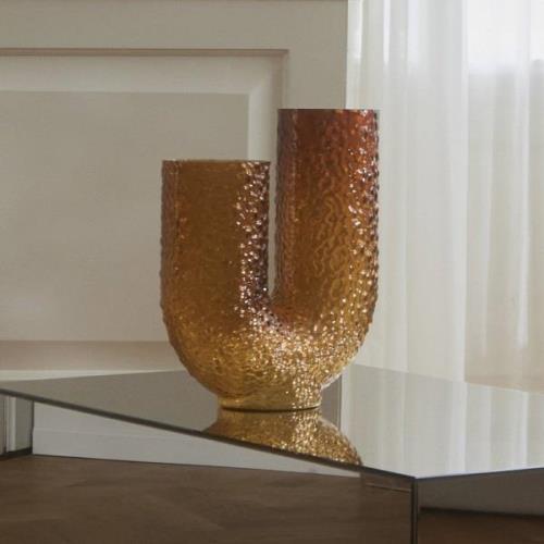 AYTM Arura-vase, ravfarvet, højde 40 cm, bredde 34 cm, glas