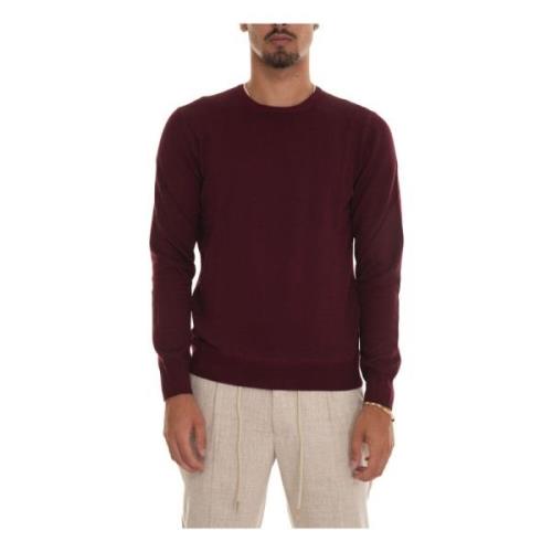 Round-neck pullover