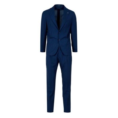 Elegant Pinstripe Single Breasted Suit