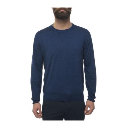 Round-neck pullover