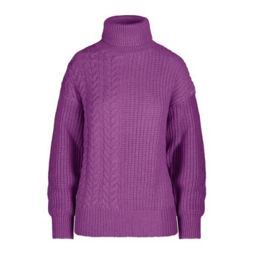 Kabelstrikket rullekrave sweater