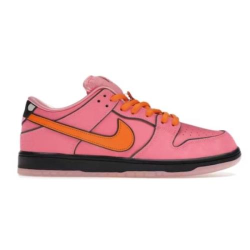 NIKE SB DUNK LOW THE POWERPUFF GIRLS BLOSSOM