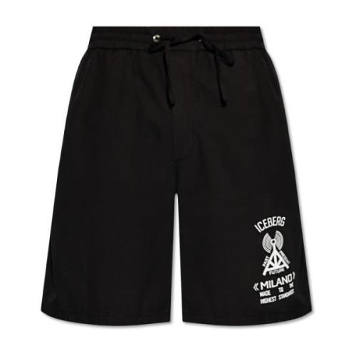 Shorts with logo