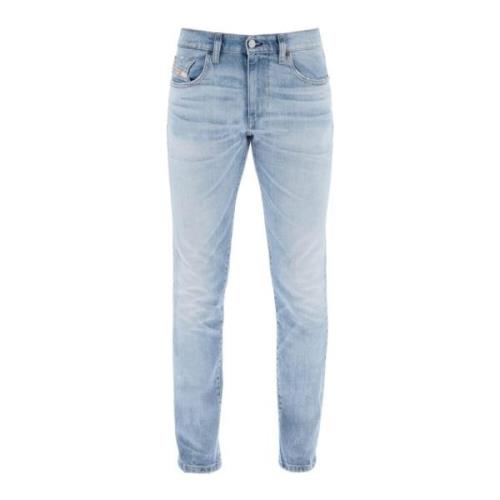 Vintage Distressed Slim Fit Jeans