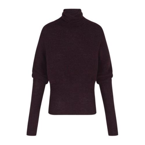 Kaia, burgunder turtleneck jersey