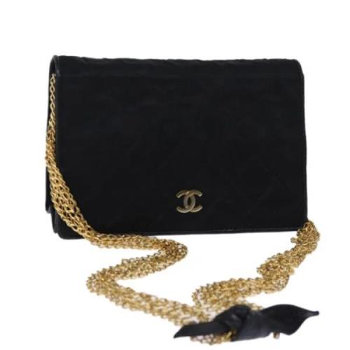 Pre-owned Satin chanel-tasker