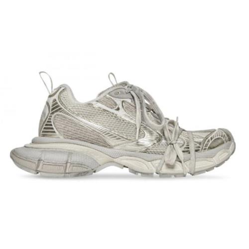 Sneakers med mesh-panel og metallic detaljer