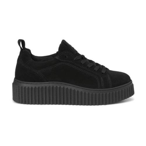 Platform sneaker