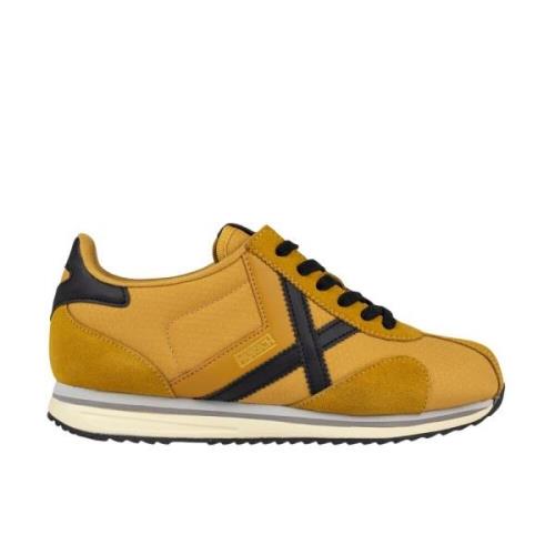 Retro Amarillo Sneaker