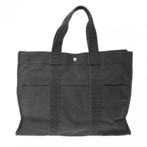 Pre-owned Canvas totes