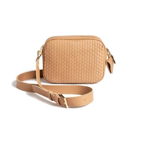 Crossbody tasker