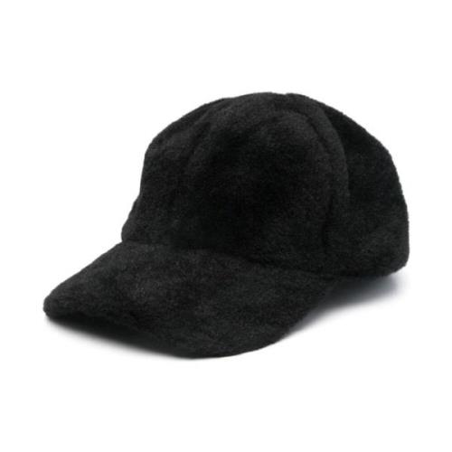 Faux-Fur Sort Hat med Peak Revers