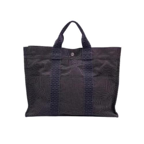 Pre-owned Canvas totes