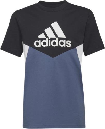 adidas Colourblock Tshirt 128 - T-shirts hos Magasin