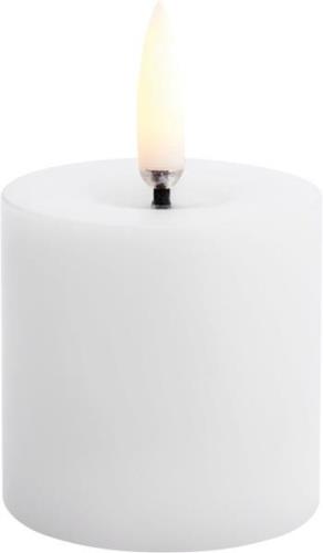 Uyuni LED Pillar Candle, Nordic White, Smooth, 5x4,5 cm White - Led St...