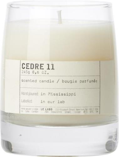 Le Labo Cedre 11 Classic Candle Kvindeduft 245 G - Duftlys hos Magasin