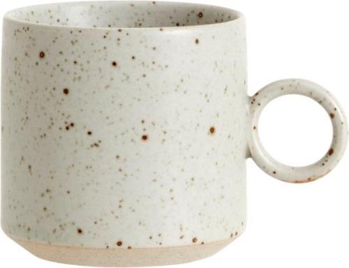 Nordal Grainy cup w. Handle, Sand 0008 - Kopper Med Hank hos Magasin