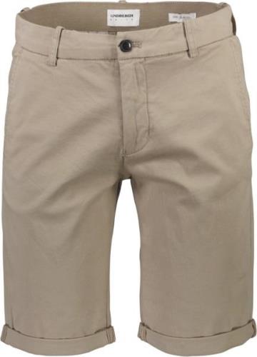 Lindbergh Chino Shorts Mand Sand Chino Shorts Str L - hos Magasin