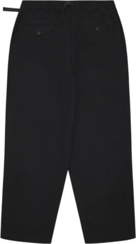 Woodbird Umo Base Pant Mand Black Habitbukser Str L - hos Magasin