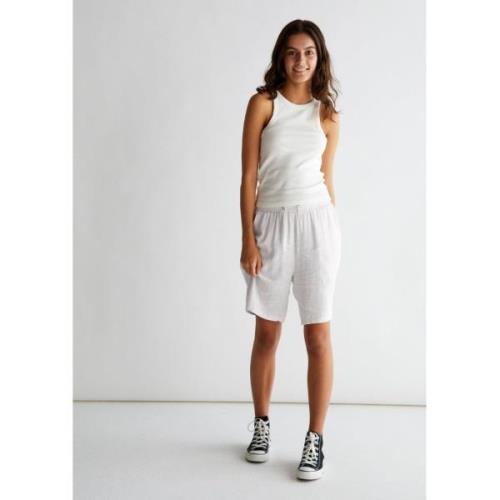 Grunt Tanja Linen Shorts Str XS/8Y - White Shorts & Bloomers hos Magas...