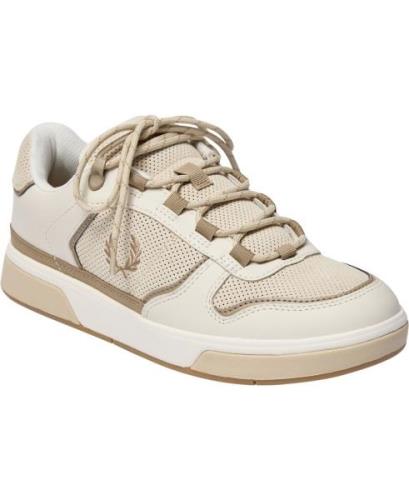 Fred Perry B8323 Mand Ecru/warm Stone Sneakers Str 43 - hos Magasin